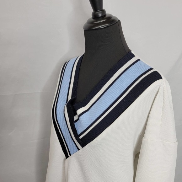 Few Moda V neck Long Sleeve Sweater - Picture 9 of 13